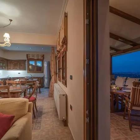 فيلة Superior Zante Clairy 3 Bedroom Private Pool Mouzaki